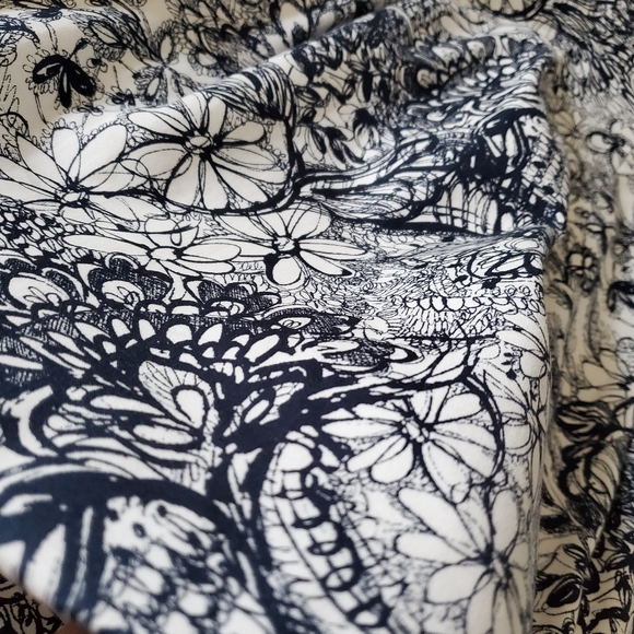 Zara white and navy dress - Picture 2 of 6